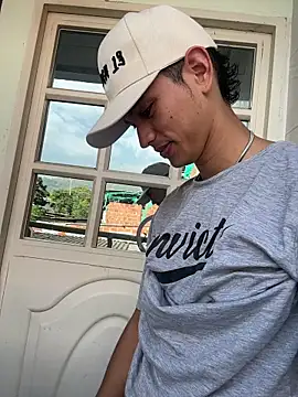 HarryGaze online show from February 28, 2026, 1:44 pm