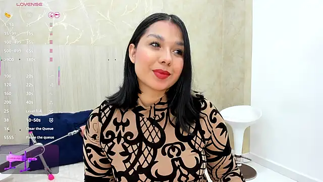mariana allen23 online show from May 16, 2026, 7:46 pm