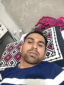 RonitVora online show from June 3, 2026, 8:24 pm