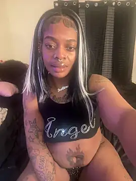 wavywavy12 online show from March 6, 2026, 4:07 am