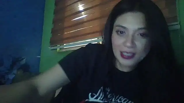 Snapshot of Soylilayblue chatting on March 6, 2026, 9:04 am Soylilayblue online show from March 6, 2026, 9:04 am