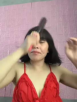 juicy-milu online show from June 28, 2026, 5:36 am