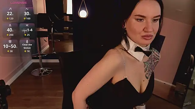 Snapshot of JustGrace chatting on April 12, 2026, 5:11 am JustGrace online show from April 12, 2026, 5:11 am