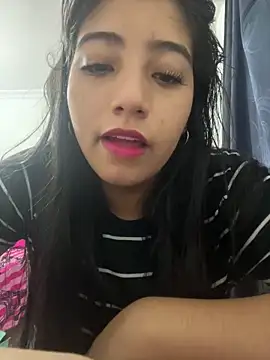 Sexy mia outdoors online show from April 11, 2026, 7:45 am