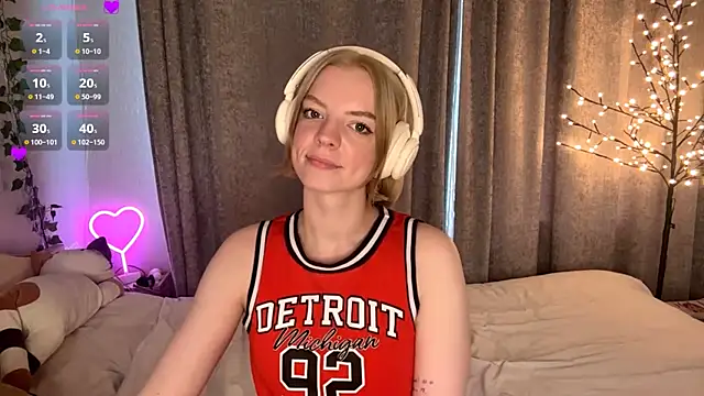 Snapshot of Marry_Sornatiko chatting on May 9, 2026, 3:26 pm Marry Sornatiko online show from May 9, 2026, 3:26 pm