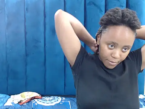 CreamyTea online show from March 6, 2026, 6:14 pm