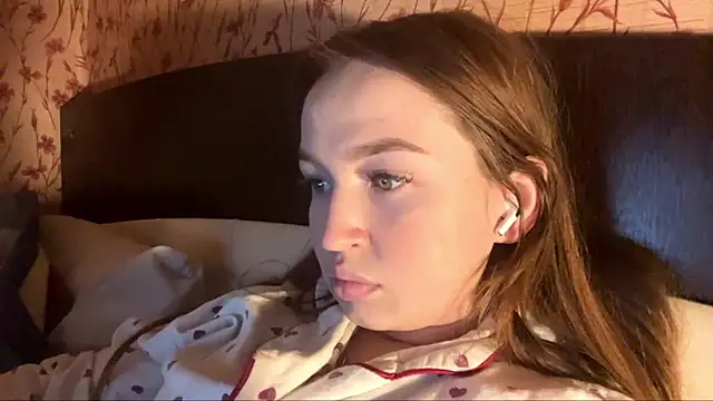 Hanna  Montanna online show from February 28, 2026, 3:22 pm