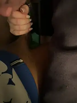 Snapshot of lamoul2334 chatting on March 7, 2026, 8:58 pm lamoul2334 online show from March 7, 2026, 8:58 pm