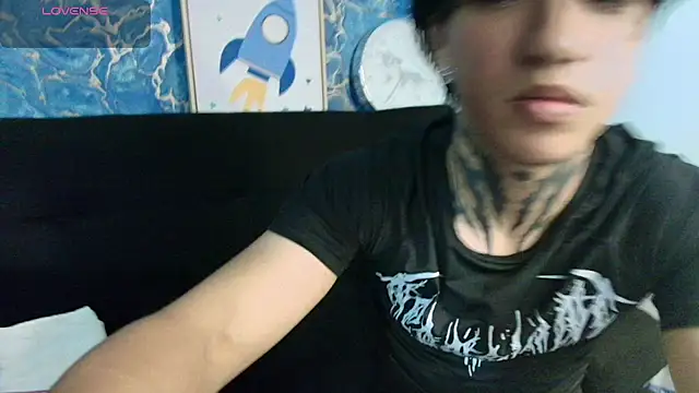 Snapshot of Tessarion_Black chatting on May 30, 2026, 6:31 am Tessarion Black online show from May 30, 2026, 6:31 am