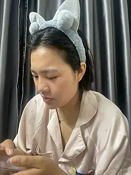 Snapshot of Meo_nho chatting on April 6, 2026, 5:19 am Meo nho online show from April 6, 2026, 5:19 am