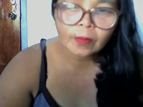 Snapshot of Flowerblossom123 chatting on June 14, 2026, 5:19 am Flowerblossom123 online show from June 14, 2026, 5:19 am