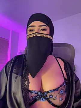Snapshot of Yasmin_cute chatting on July 6, 2026, 3:03 pm Yasmin cute online show from July 6, 2026, 3:03 pm
