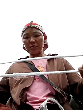 elen8800 online show from April 25, 2026, 12:46 am