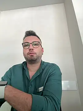 Snapshot of berkay977 chatting on July 28, 2026, 10:23 am berkay977 online show from July 28, 2026, 10:23 am