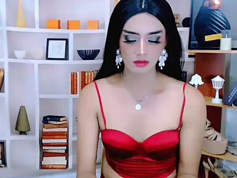 Queeny Cassandra online show from May 12, 2026, 6:43 am