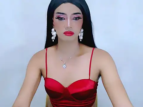 Queeny Cassandra online show from May 3, 2026, 3:11 am