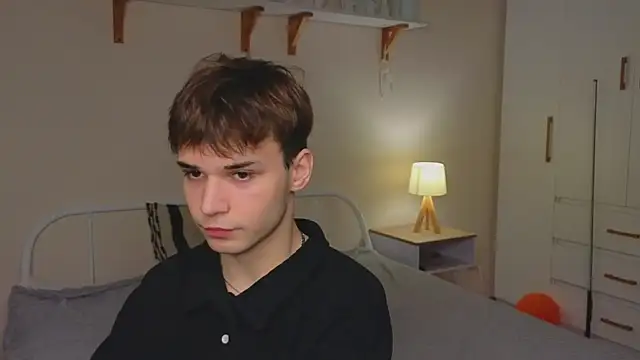 nixyasebe online show from April 4, 2026, 9:27 am