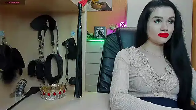 KristiTopxx online show from June 8, 2026, 7:14 pm
