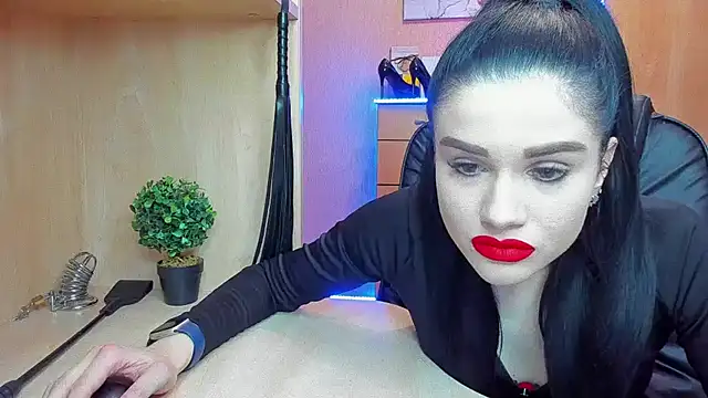 KristiTopxx online show from March 21, 2025, 5:23 pm