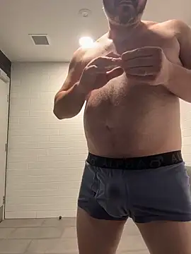 chubbylittlesecret online show from May 6, 2026, 5:11 am