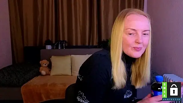 Snapshot of Bella_soulmate chatting on March 20, 2026, 12:28 pm Bella soulmate online show from March 20, 2026, 12:28 pm