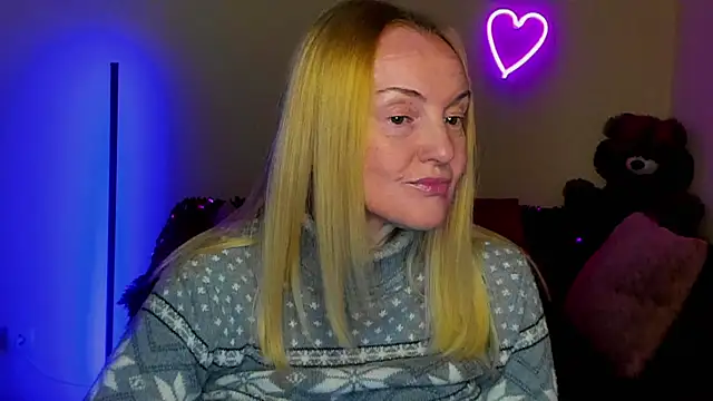 Snapshot of Bella_soulmate chatting on April 11, 2026, 7:45 am Bella soulmate online show from April 11, 2026, 7:45 am