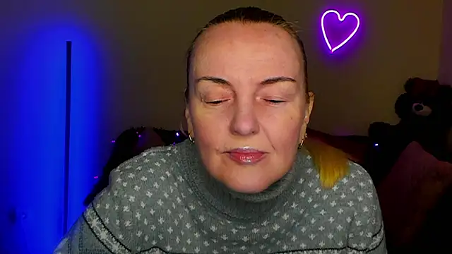 Snapshot of Bella_soulmate chatting on April 25, 2026, 5:32 am Bella soulmate online show from April 25, 2026, 5:32 am