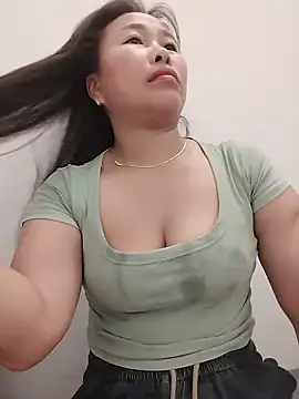 01 ANNA 01 online show from May 27, 2026, 10:17 pm
