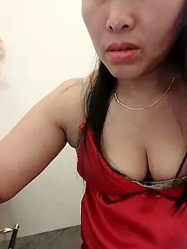 01 ANNA 01 online show from May 4, 2026, 6:22 pm