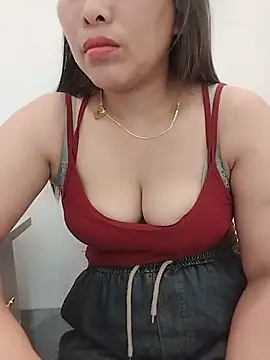 01 ANNA 01 online show from May 25, 2026, 7:07 am