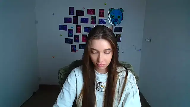 NikaMystic online show from April 23, 2026, 11:27 am