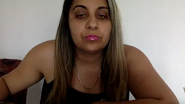 I amXenox online show from April 18, 2026, 12:40 pm