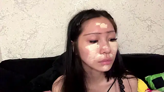 kishagrayone online show from July 8, 2026, 1:34 pm