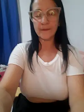Camilegaucha online show from July 23, 2026, 11:44 pm