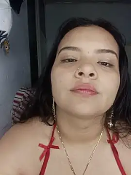 Snapshot of Emily_Rouse23 chatting on June 6, 2026, 1:33 am Emily Rouse23 online show from June 6, 2026, 1:33 am