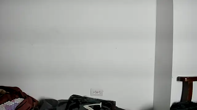 Snapshot of TatyGomez_ chatting on July 23, 2026, 8:33 am TatyGomez online show from July 23, 2026, 8:33 am
