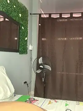 Snapshot of Max_ximo chatting on February 26, 2026, 4:51 pm Max ximo online show from February 26, 2026, 4:51 pm