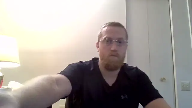 Snapshot of tytheexhibionist chatting on May 3, 2026, 6:22 pm tytheexhibionist online show from May 3, 2026, 6:22 pm