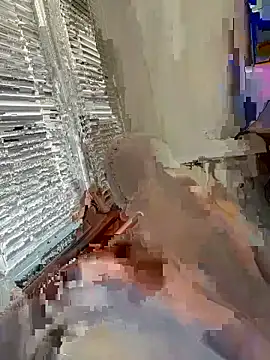 Snapshot of SlangingD chatting on April 7, 2026, 4:09 pm SlangingD online show from April 7, 2026, 4:09 pm