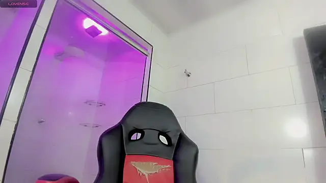 Snapshot of madison_mujica_ chatting on April 14, 2026, 11:04 am madison mujica online show from April 14, 2026, 11:04 am