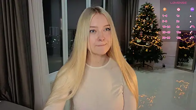 Snapshot of ChristinBland chatting on March 4, 2026, 9:33 pm ChristinBland online show from March 4, 2026, 9:33 pm