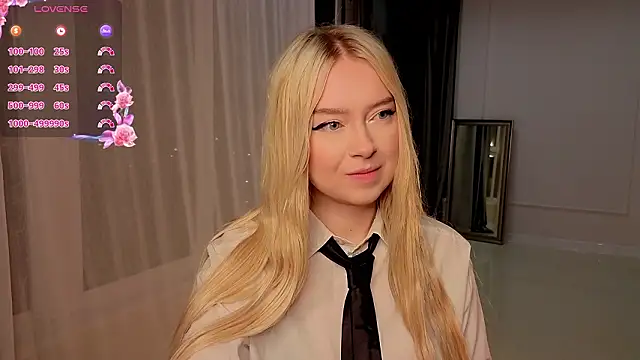 Snapshot of ChristinBland chatting on March 15, 2026, 10:17 pm ChristinBland online show from March 15, 2026, 10:17 pm