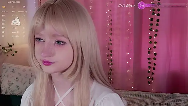 Snapshot of effy_dollie chatting on June 14, 2026, 12:17 pm effy dollie online show from June 14, 2026, 12:17 pm