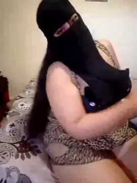 Snapshot of madleen_Mm chatting on July 25, 2026, 1:17 pm madleen Mm online show from July 25, 2026, 1:17 pm
