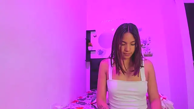 sapphire brown20 online show from April 13, 2026, 1:53 am