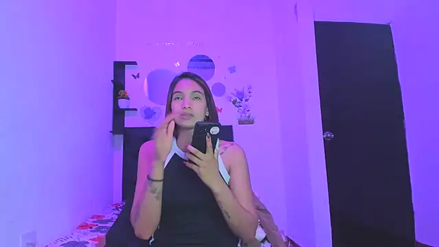 Snapshot of sapphire_brown20 chatting on April 25, 2026, 10:07 pm sapphire brown20 online show from April 25, 2026, 10:07 pm