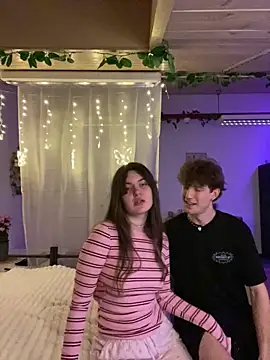 meowmiu online show from February 27, 2026, 7:46 pm