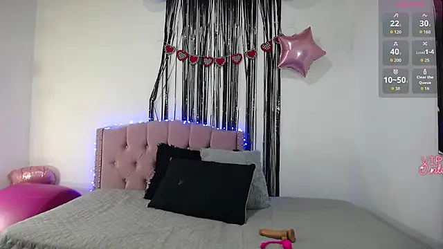 Snapshot of samantha_pym chatting on March 18, 2026, 7:04 pm samantha pym online show from March 18, 2026, 7:04 pm