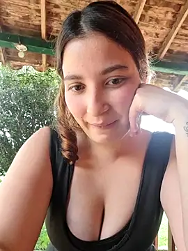 Snapshot of Estelle_Noir chatting on March 11, 2026, 4:23 pm Estelle Noir online show from March 11, 2026, 4:23 pm
