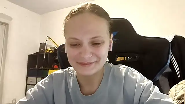 LuluSweetyGirl online show from March 21, 2026, 8:19 am